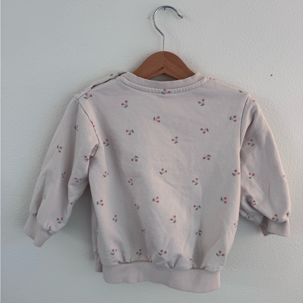 H&M 2T Sweatshirt with Cherries from Iceland